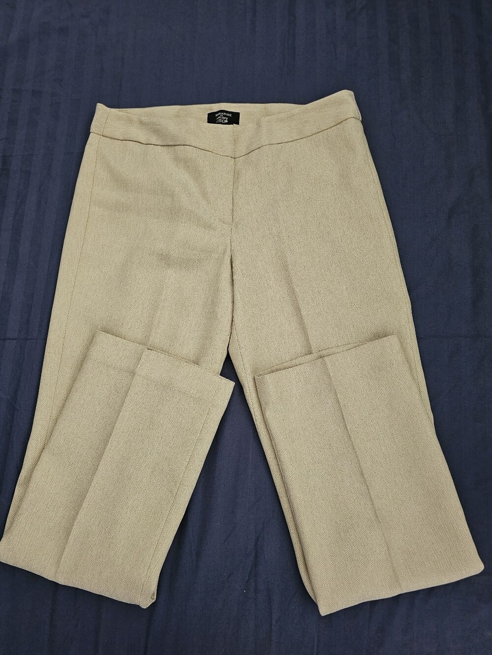 VINTAGE (Y2K) Exellent.  Signature By Larry Levine Wms 2 Pcs Pants Suit SIZE 8. - Picture 10 of 16
